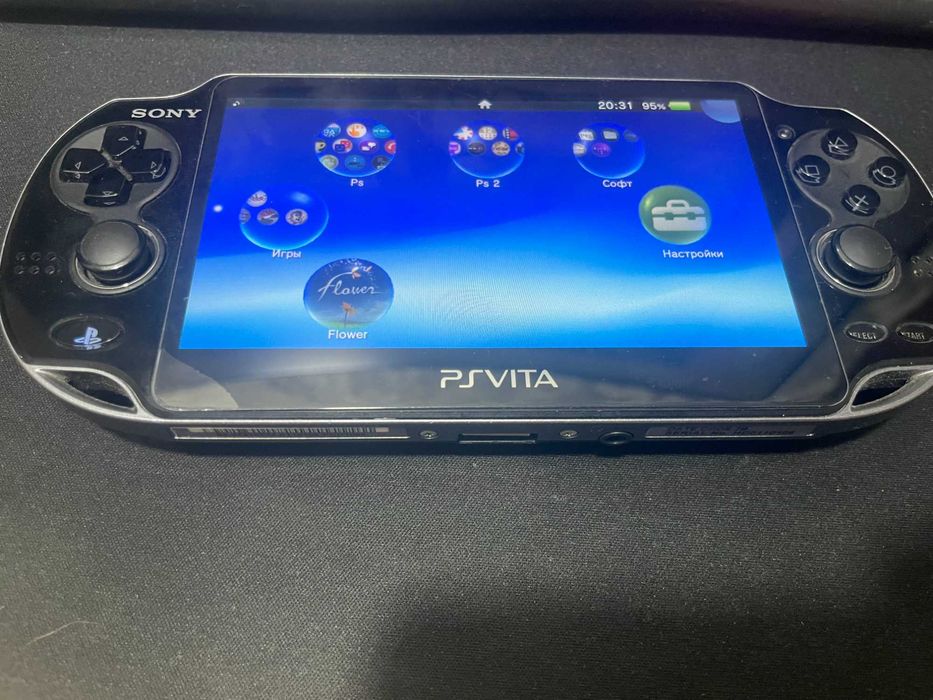 PS VITA 1008 модель