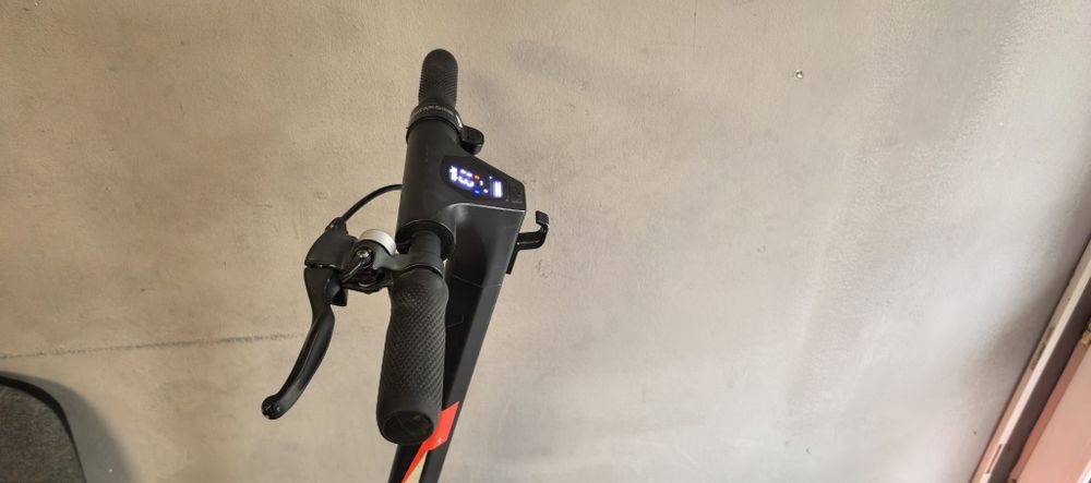 Trotineta Electrica Aprilia eSR2 EVO_10 inch_DEFECTIUNE MOTOR - EROARE