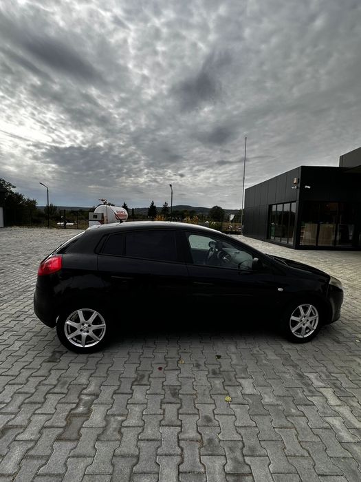 Vând Fiat bravo 1.4 benzina