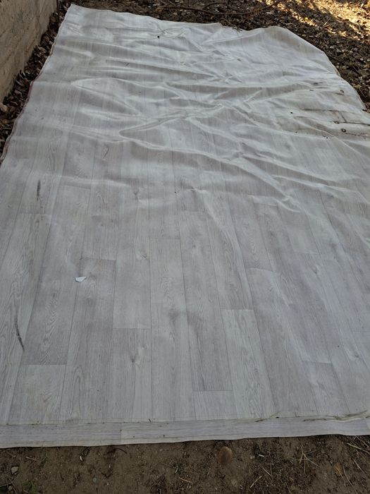 Линолеум в хорошем состоянии