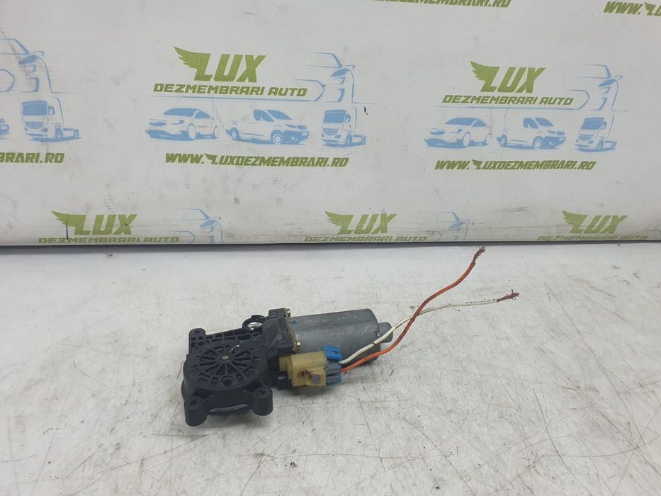 Motoras geam usa dreapta spate 119016100 Mercedes-Benz ML W163  [din