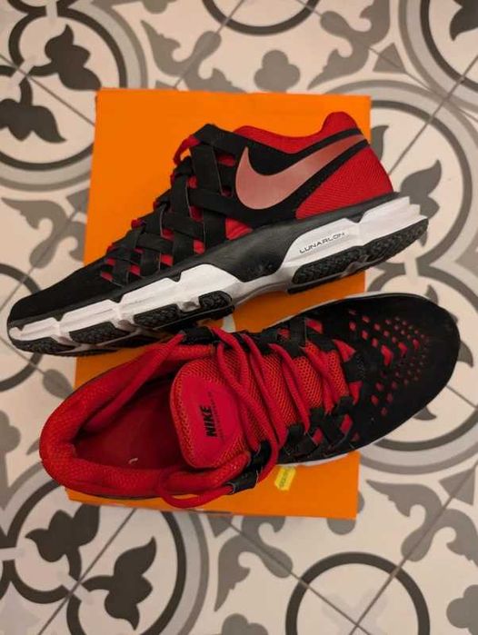 Pantofi sport adidasi Nike Lunar Fingertrap TR - marimea 43