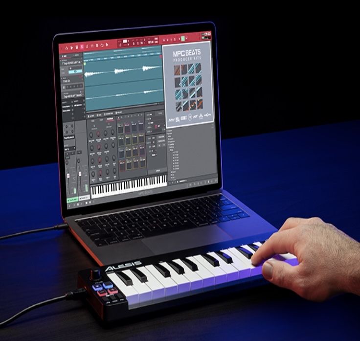 Alesis Qmini usb-midi контроллер