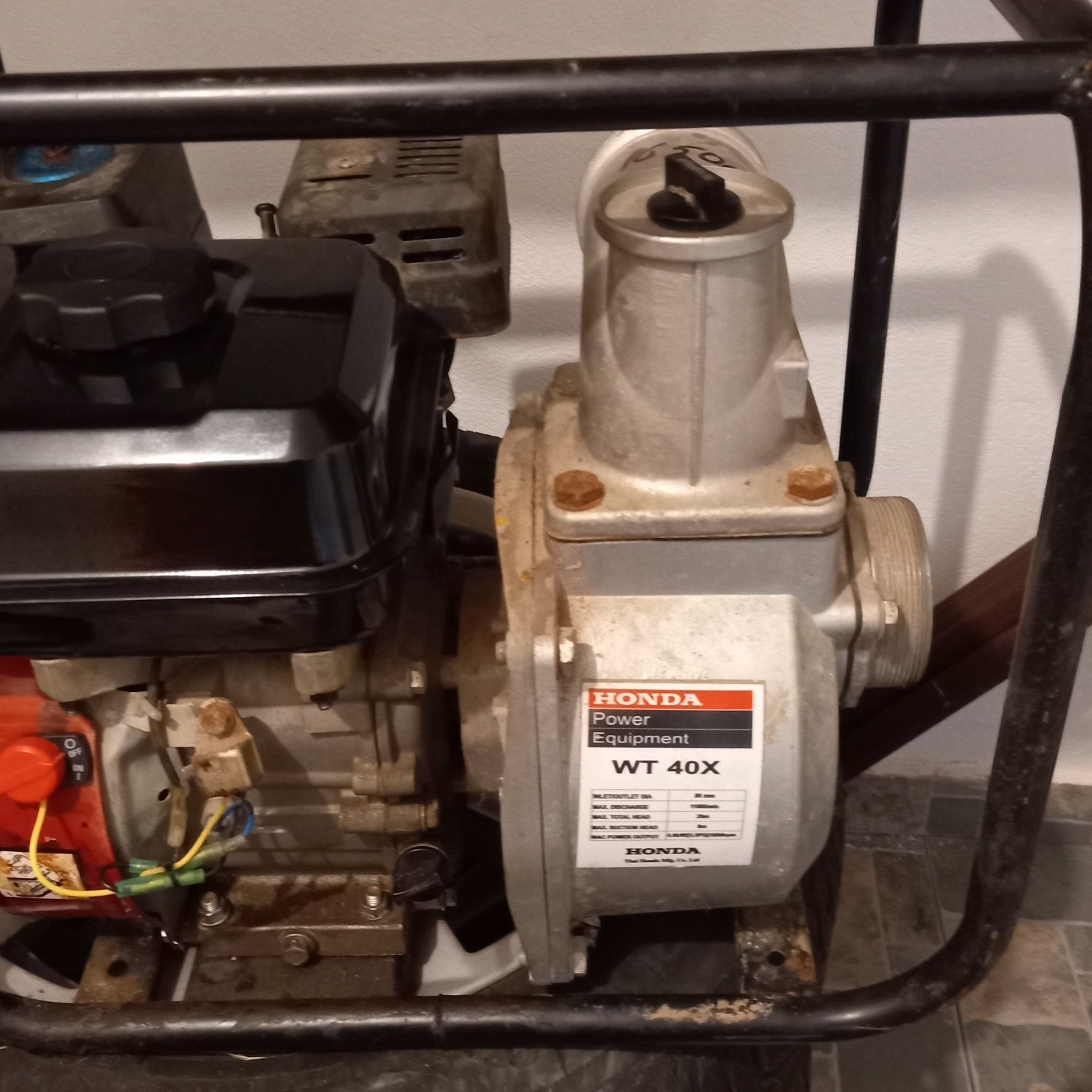 Pompa   tras  apa HONDA WT40X
