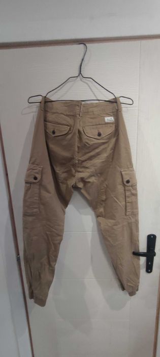 Панталон jack & jones нов 33:30