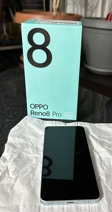 Telefon Oppo Reno 8 Pro