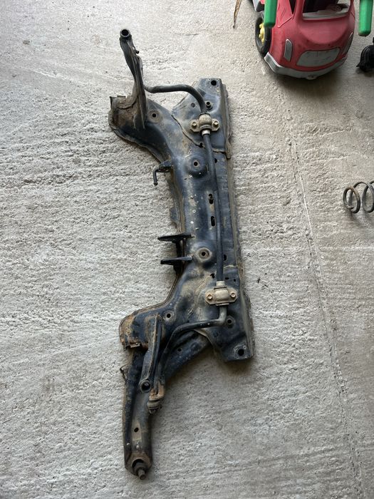 Jug cadru motor Mazda 2 DE 2008-2013