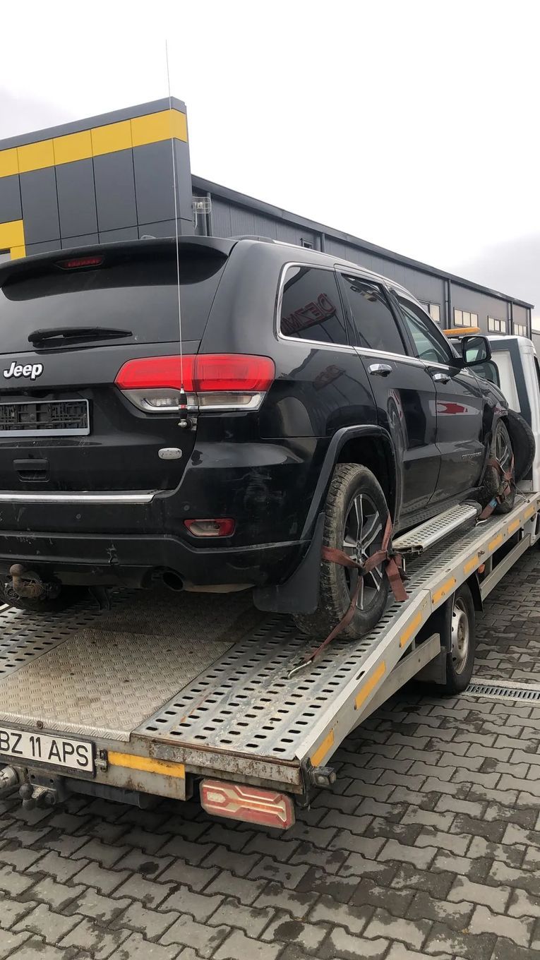 Dezmembram Jeep Grand Cherokee 3.0 d an fabr. 2014