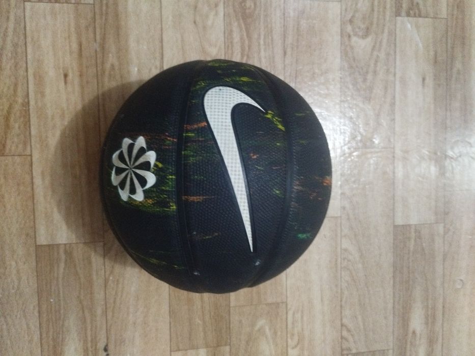 Баскетбольный мяч Nike Everyday Playground 8P