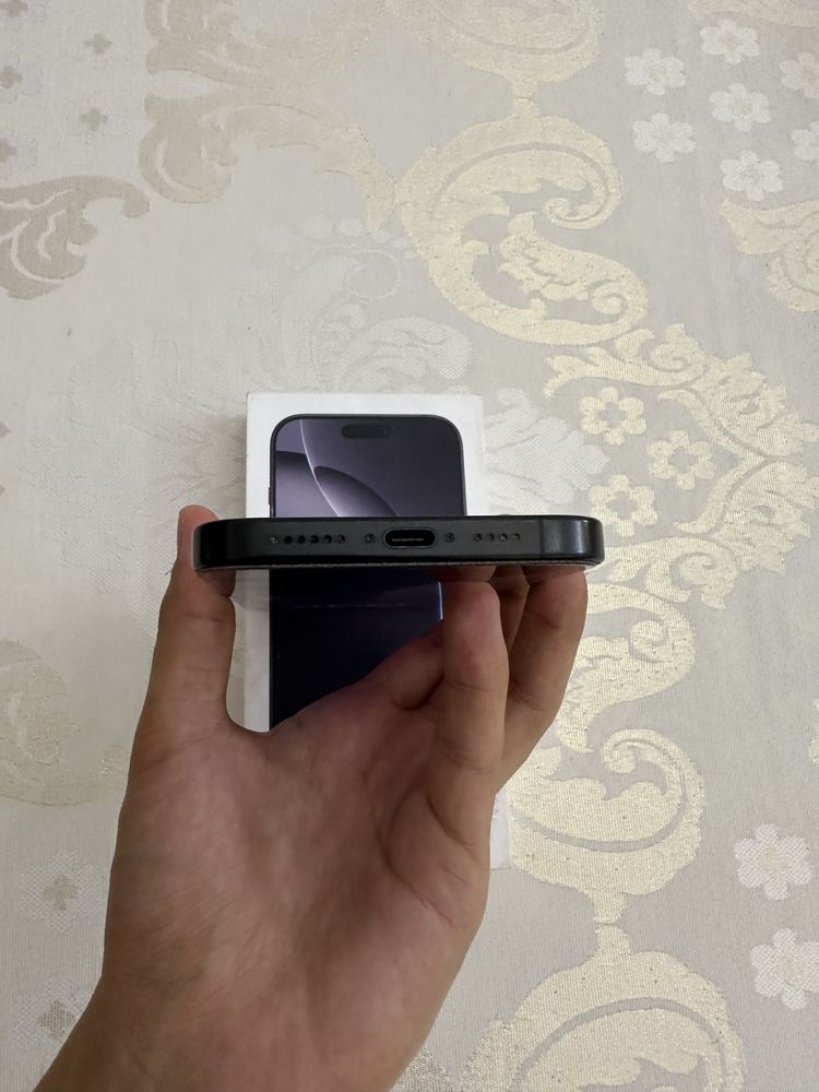 Iphone 16 pro max 100% yomks Sim