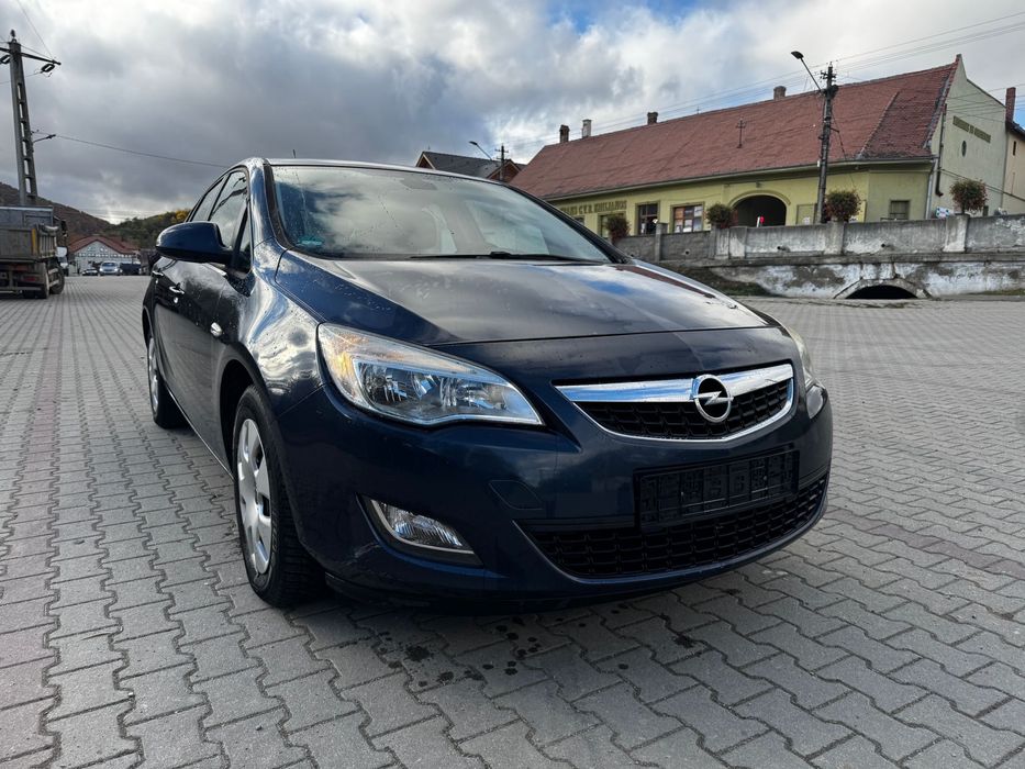 Opel Astra J 1,7 CDTI 2010 Euro5