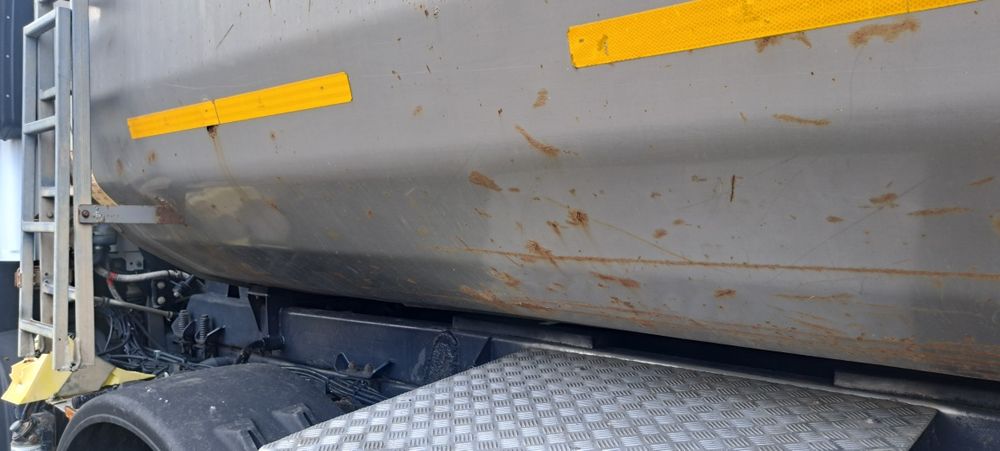 Basculanta daf 8x4 320000 km variante schimb 2008