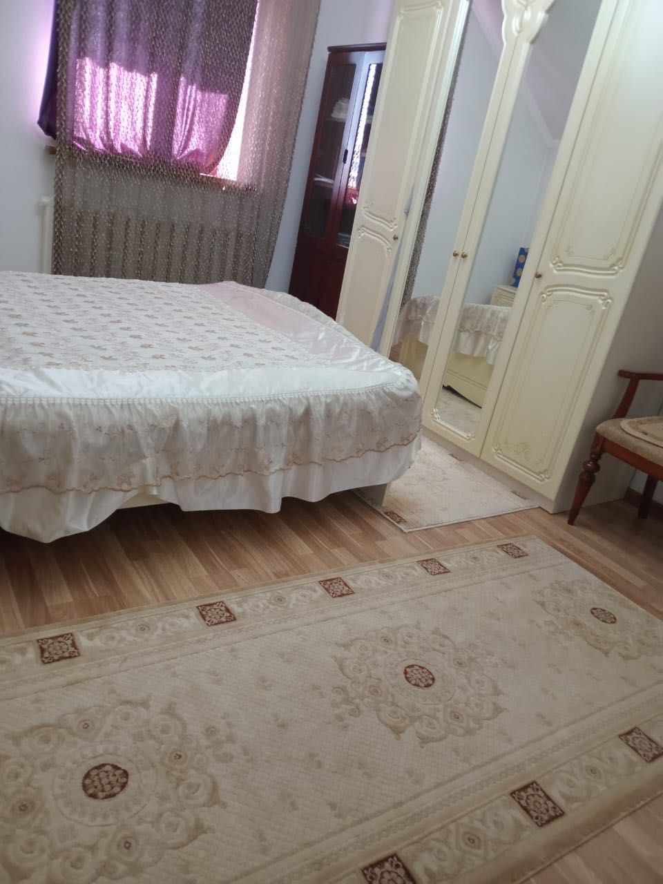 Продаются два жилых дома на одном земельном участке