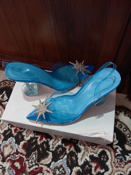 Туфли на каблуках