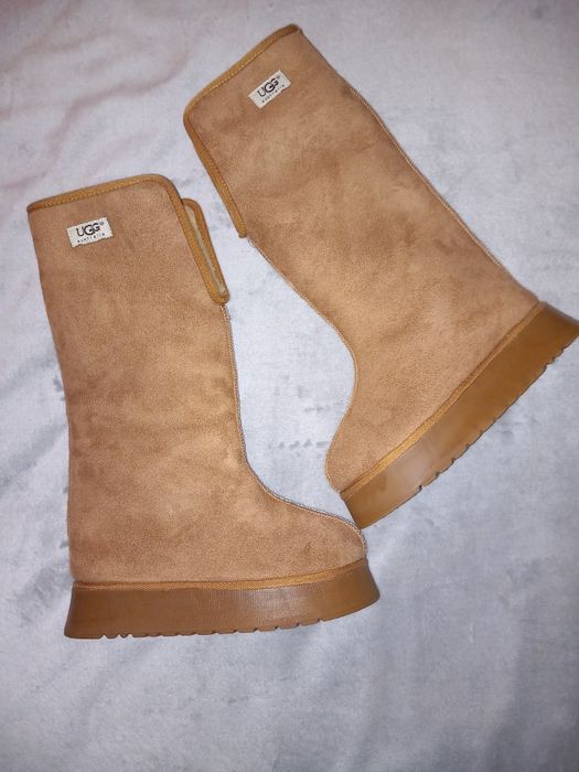 UGG mărimea 38,îmblănite,foarte călduroase