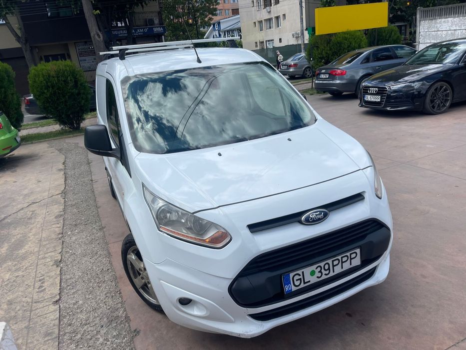 Vând Ford Transit Connect
