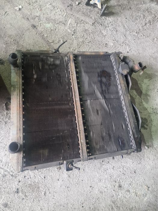 Продам радиатор ямз 236,экскаватор Тагил