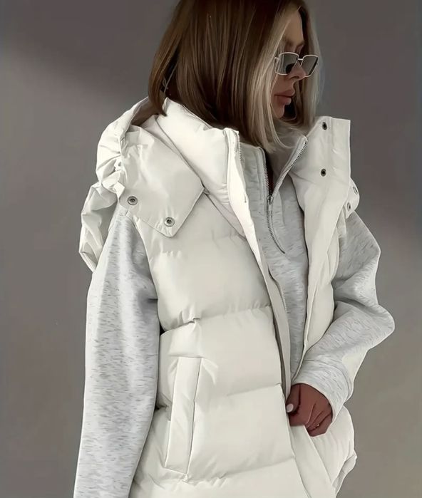 Дамски бежов елек