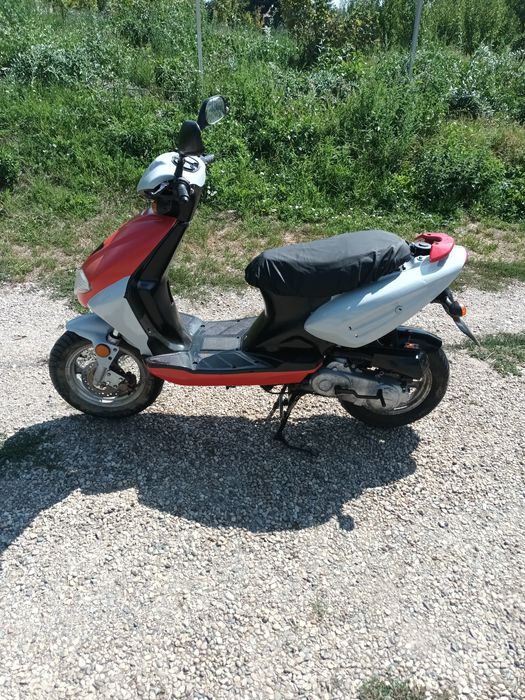 Vand Scuter Keeway RY8