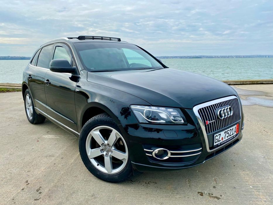 Audi Q5 S-line 2.0 TDI Panoramic