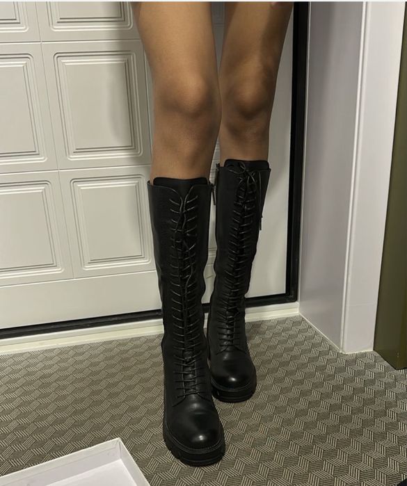 Продам зимнюю обувь ботинку