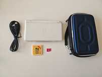 Конзола Nintendo DS Lite - качени много игри