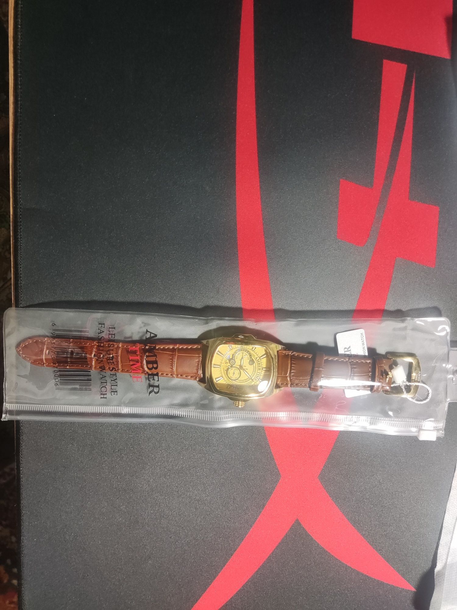 Новые кварцевые часы Amber Time (оригинал, сделаны в Китае)