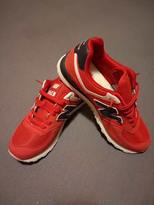 Adidași New Balance.   m*43