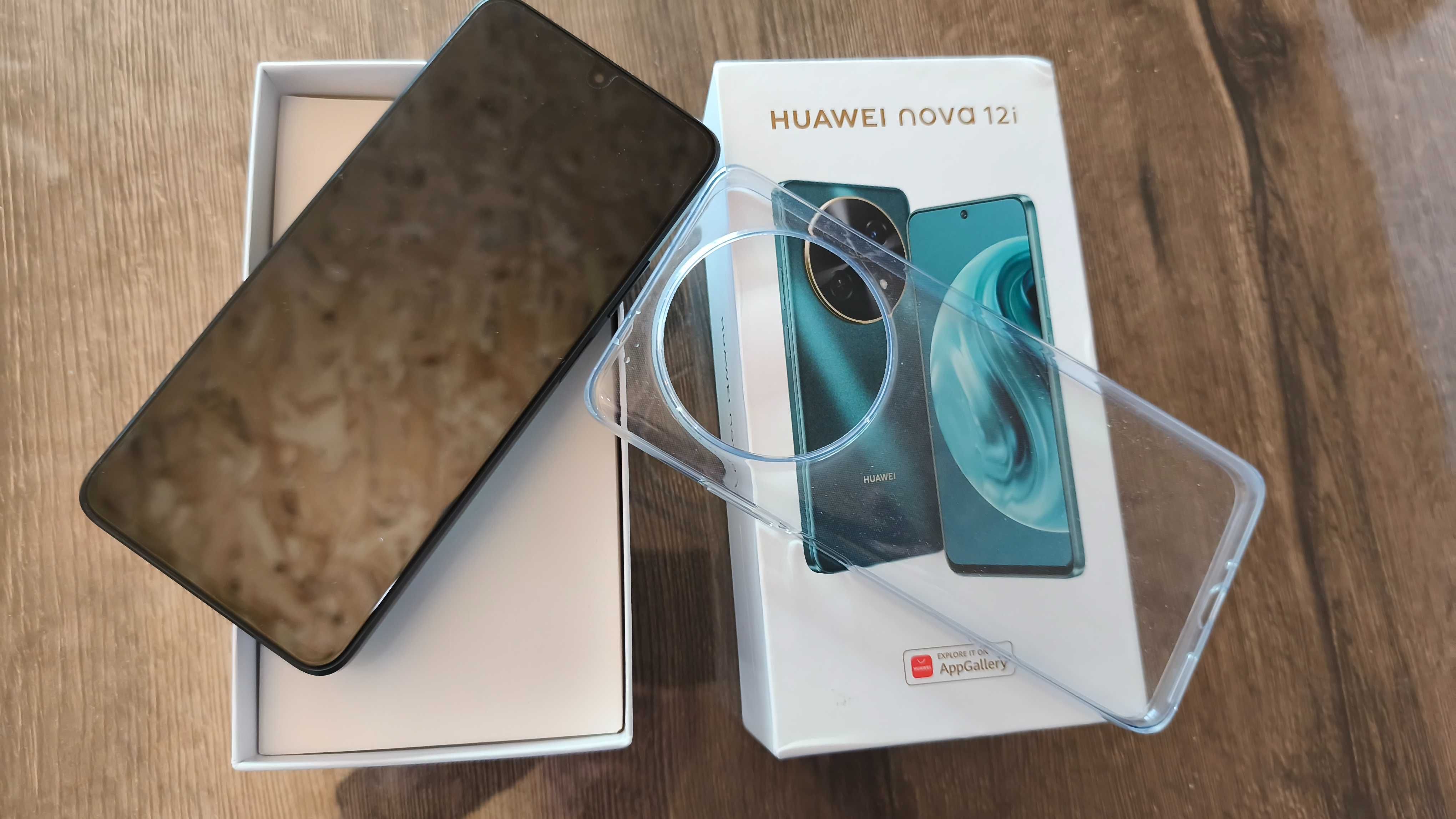 Huawei nova 12i нов