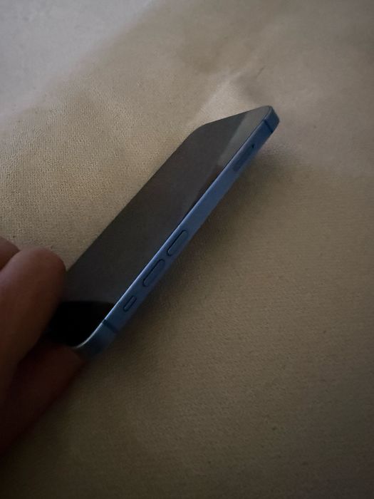 iphone 13 mini..