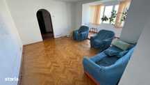 Apartament 3 Camere Masina de Paine Sector 2 de Vanzare