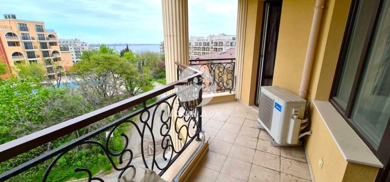 Продава се Тристаен апартамент в Поморие - 95 кв.м за 1231 €/кв.м - Снимка #6
