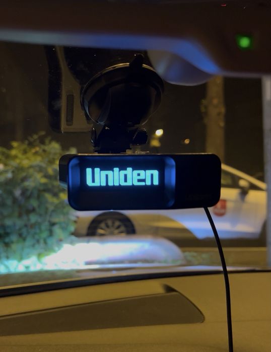 Detector radar UNIDEN R7