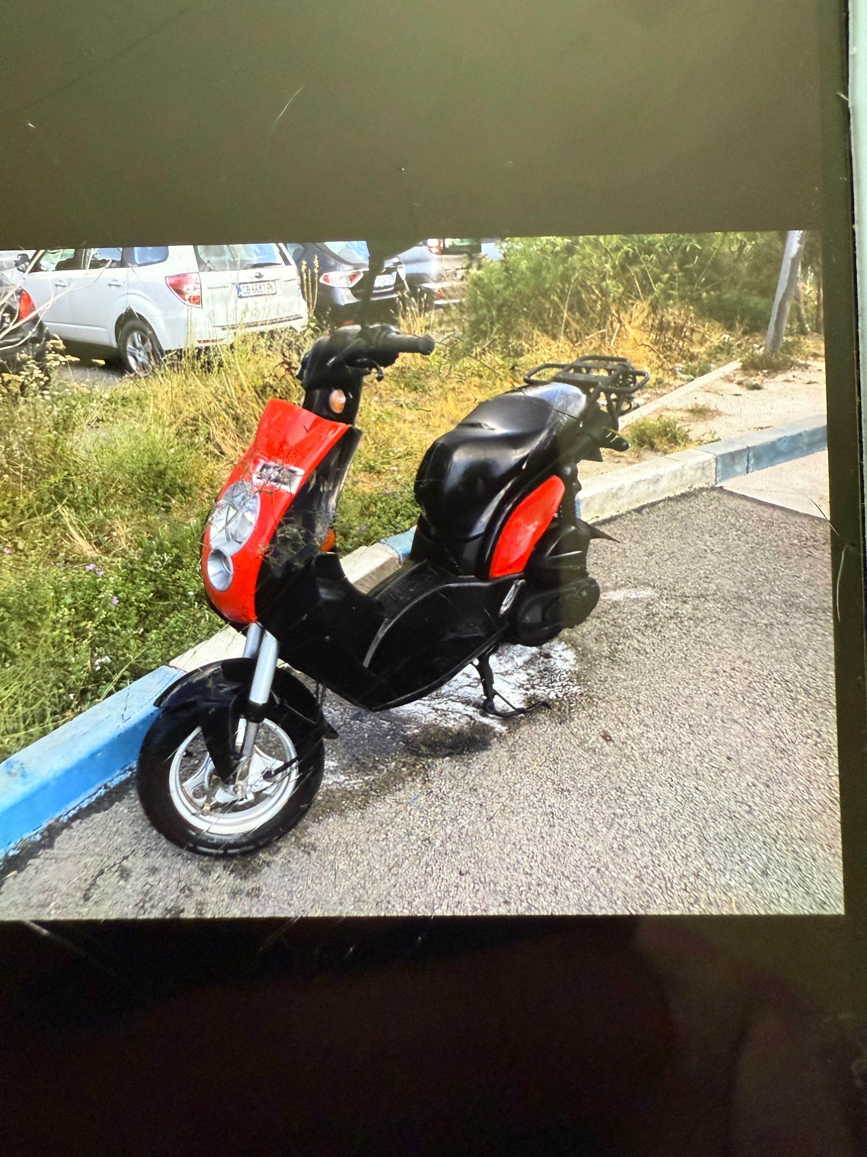 Peugeot Ludix 50cc-2002година