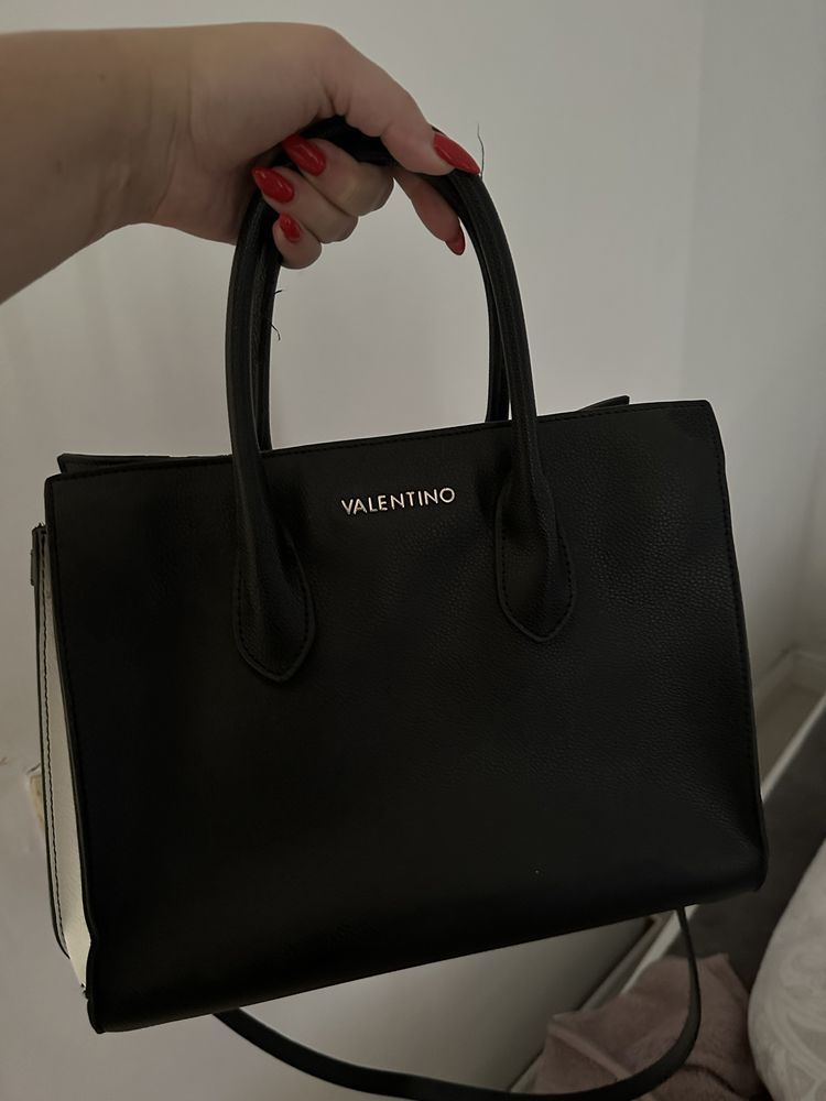 Чанта Valentino