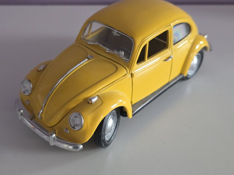 Macheta Volkswagen Kafer 1/18