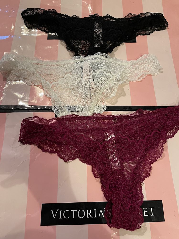 Lenjerie intima Victoria’s Secret