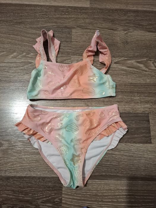 Costume de baie .fetita 122/128
