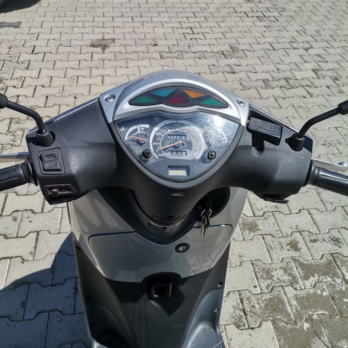 Honda sh 125cc scooter
