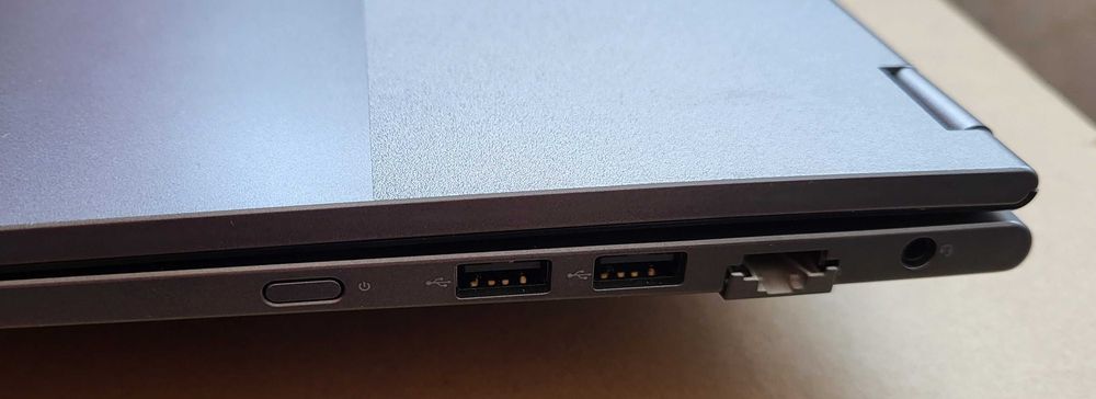 Laptop 2 în 1 Touchscreen 15.6”, AMD Ryzen 3200U, 16GB RAM, SSD 512GB