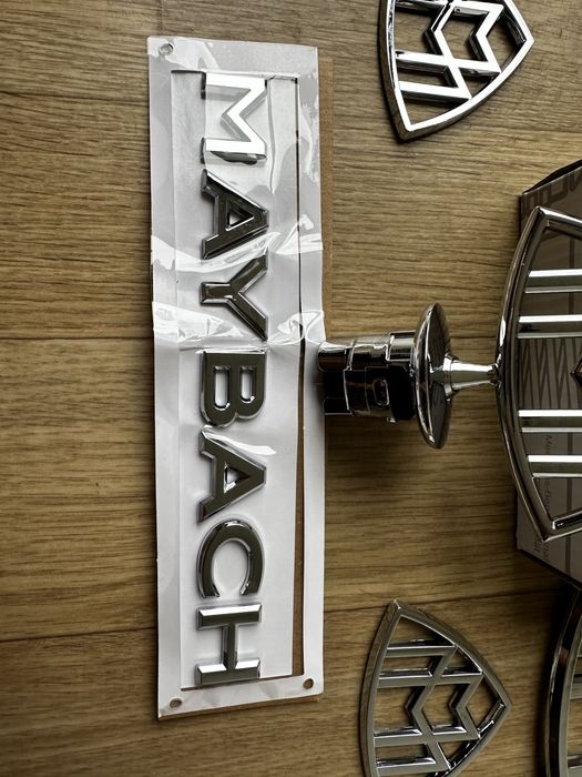 Set Embleme Sigla Logo Stema Emblema Mercedes Maybach Capota Aripi