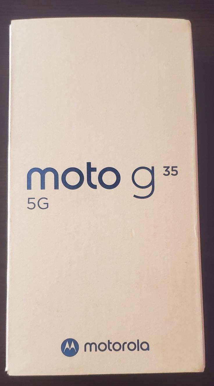Телефон: Motorola Moto G35 5G - 128GB/4GB - Leaf Green