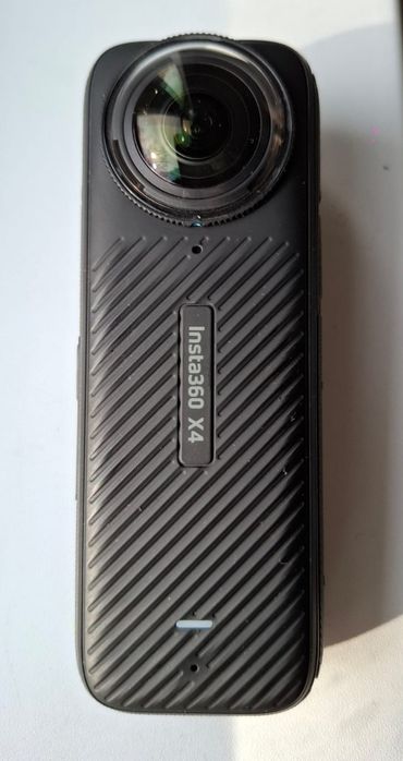Камера Insta 360 x4