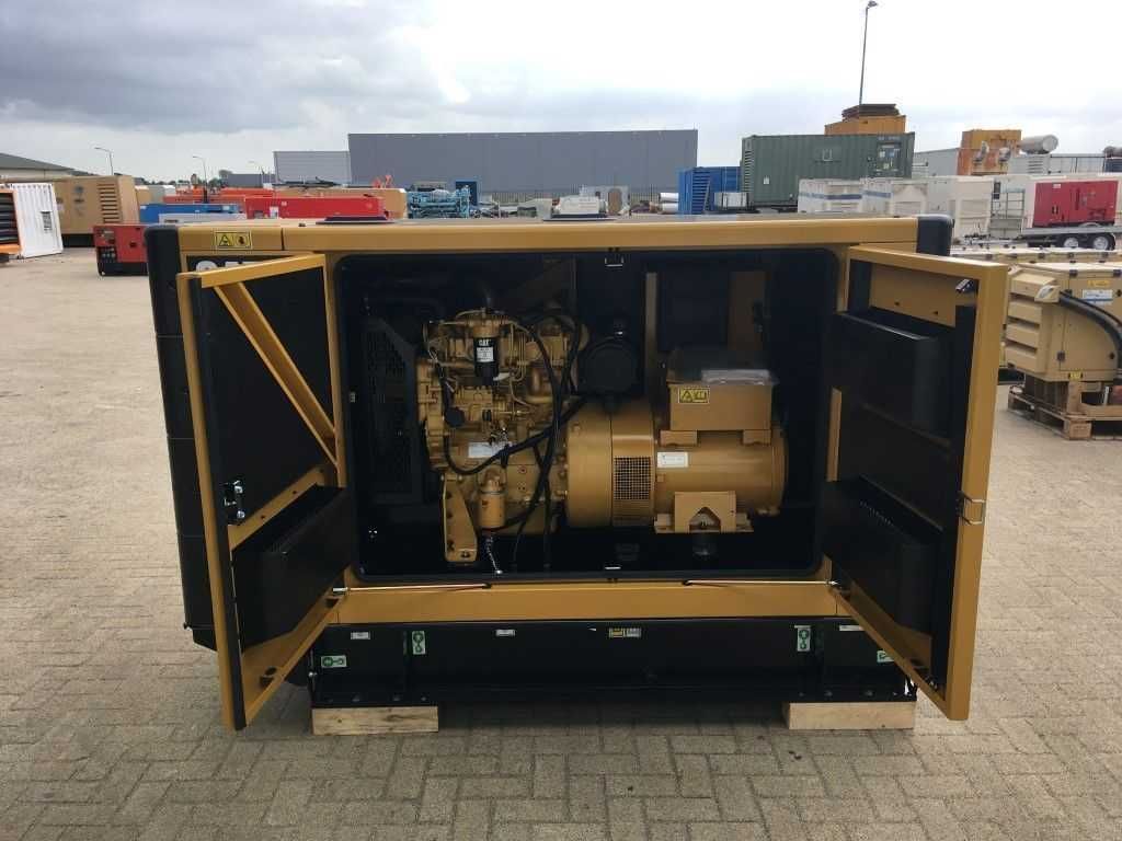 Generator Caterpillar 50 kWa nou 2022, garantie, silentios, motor C3.3