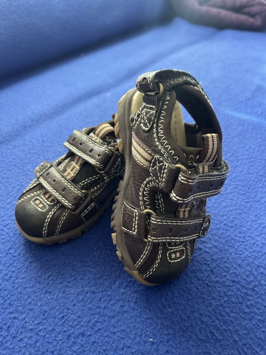 Sandale frumoase din piele nr 19