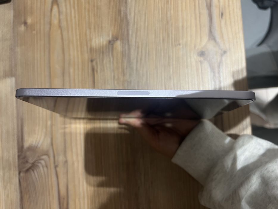 I pad mini 7(A17 Pro)Purple