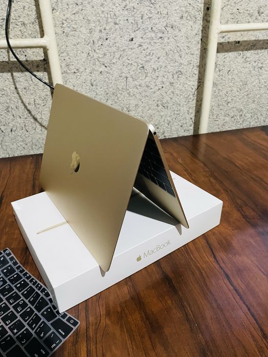 MacBook holati yaxshi aybi yuq narxi arzon
