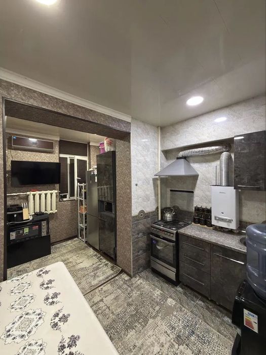 Квартира 1/4/4
Юнусабадский район 
Не доезжая Сампи