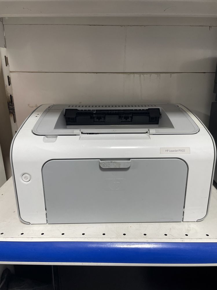 Один из Лучших черно-белых принтеров HP Laserjet P1102