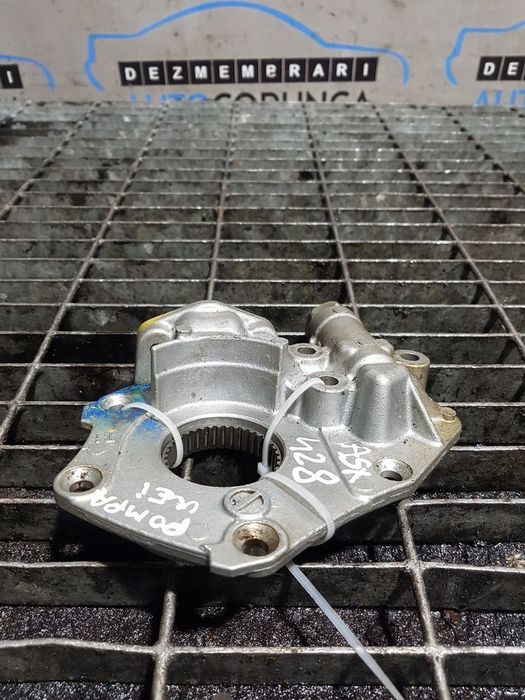 Pompa ulei Mitsubishi ASX 1.6i 2010 - 2012 117CP 4A92 (428)